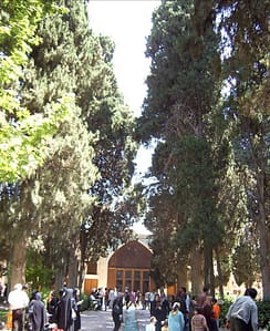 شمار فراوان بازدیدکنندگان از این عمارت زیبای تاریخی در کاشان